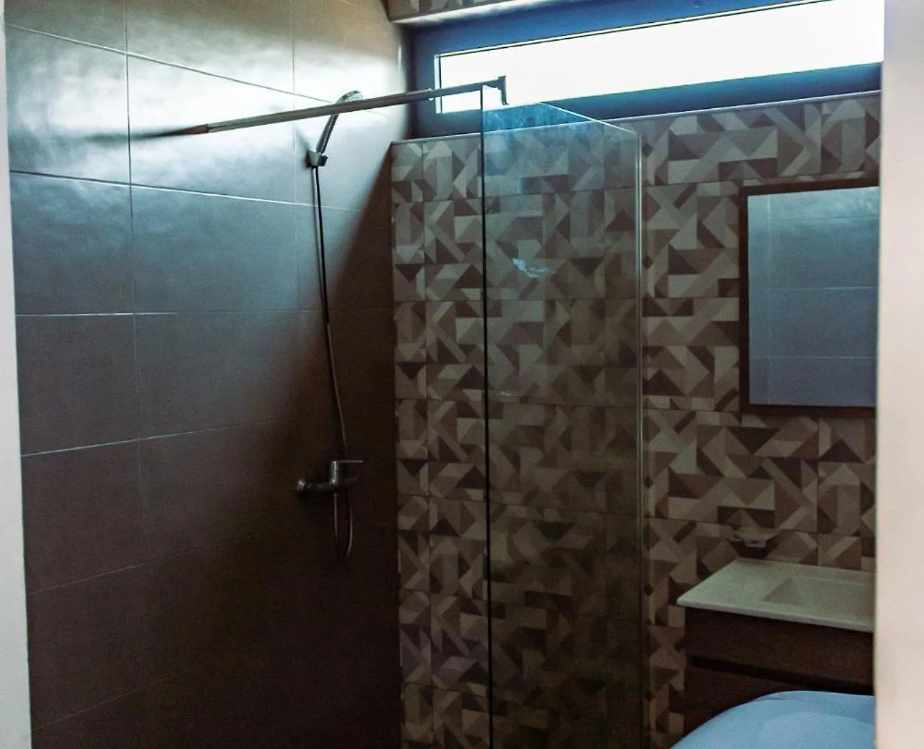 Beautiful And Brand New 2 Bedrooms Apartment/ Magnifico E Novo Apartamento T2 Praia 0*,  Cape Verde